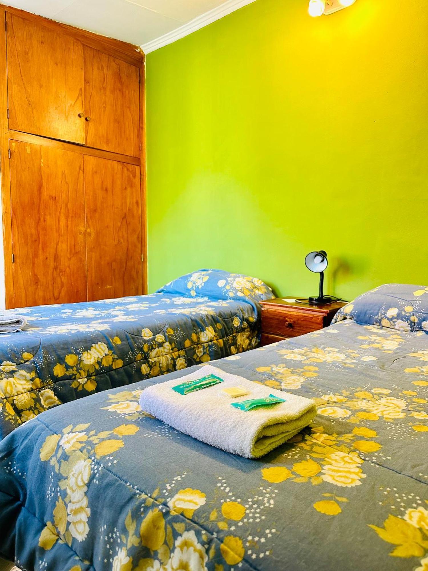 Amancay, Hostal Patagonico Hotel El Calafate Ngoại thất bức ảnh