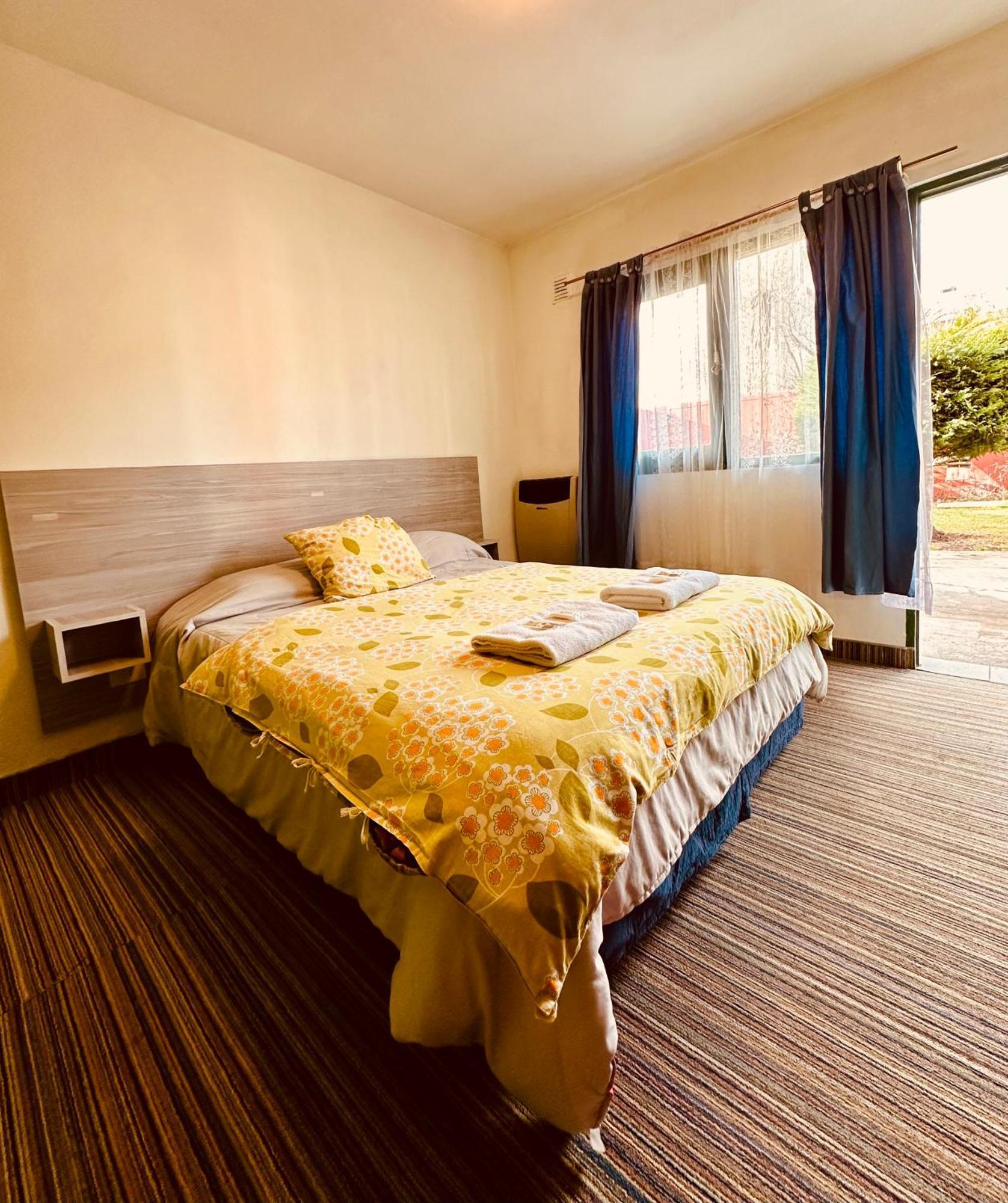 Amancay, Hostal Patagonico Hotel El Calafate Ngoại thất bức ảnh